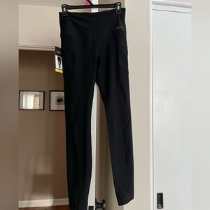 NWT Eddie Bauer trail tight leggings